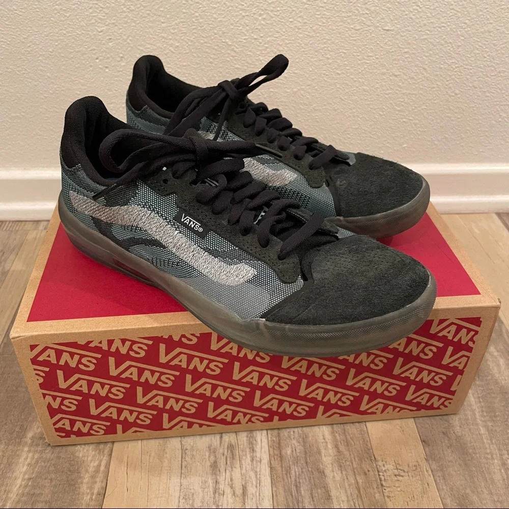 New in Box Vans Evdnt ultimate waffle control Se
Bikes sneakers 6.5 - Picture 1 of 7